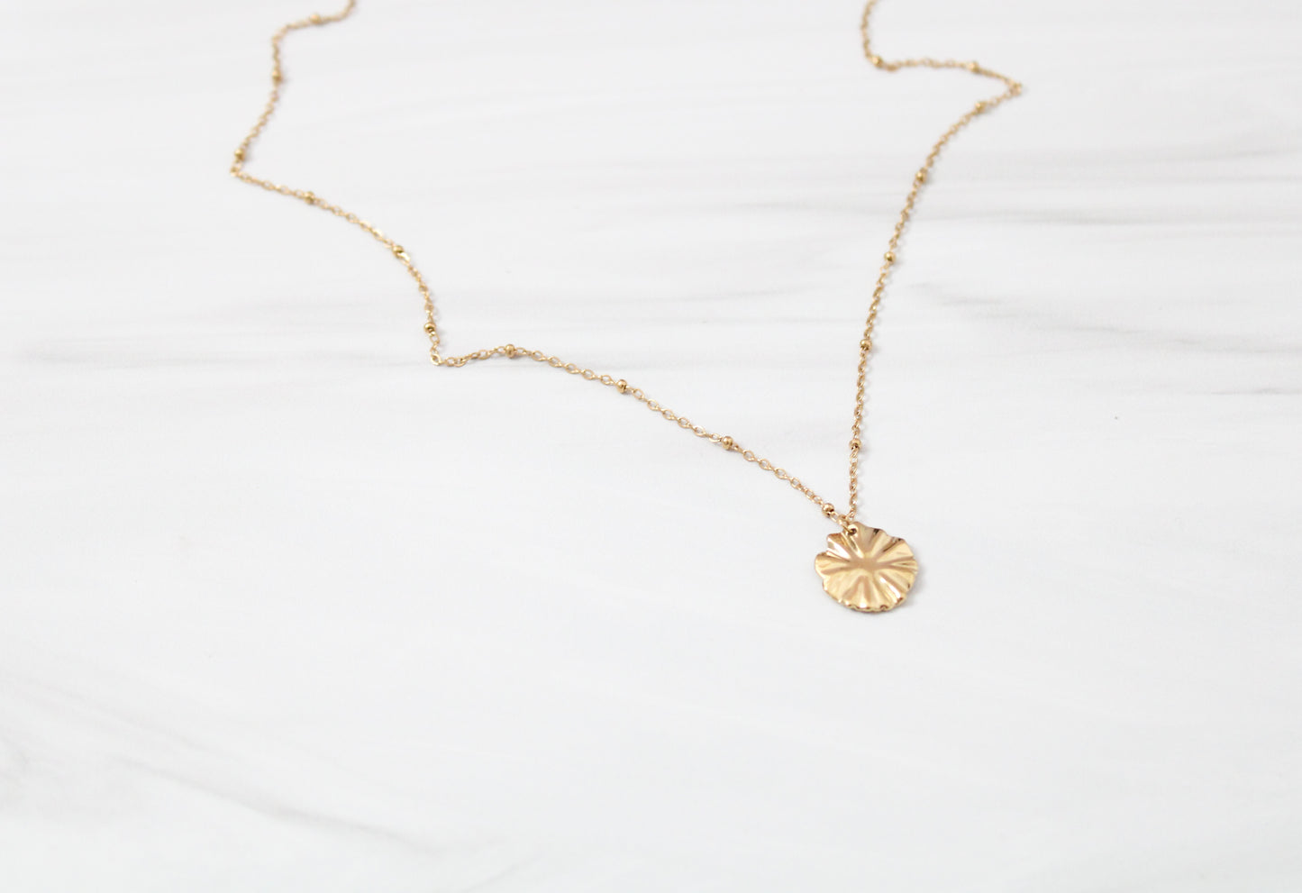 Brilliant Necklace in Gold