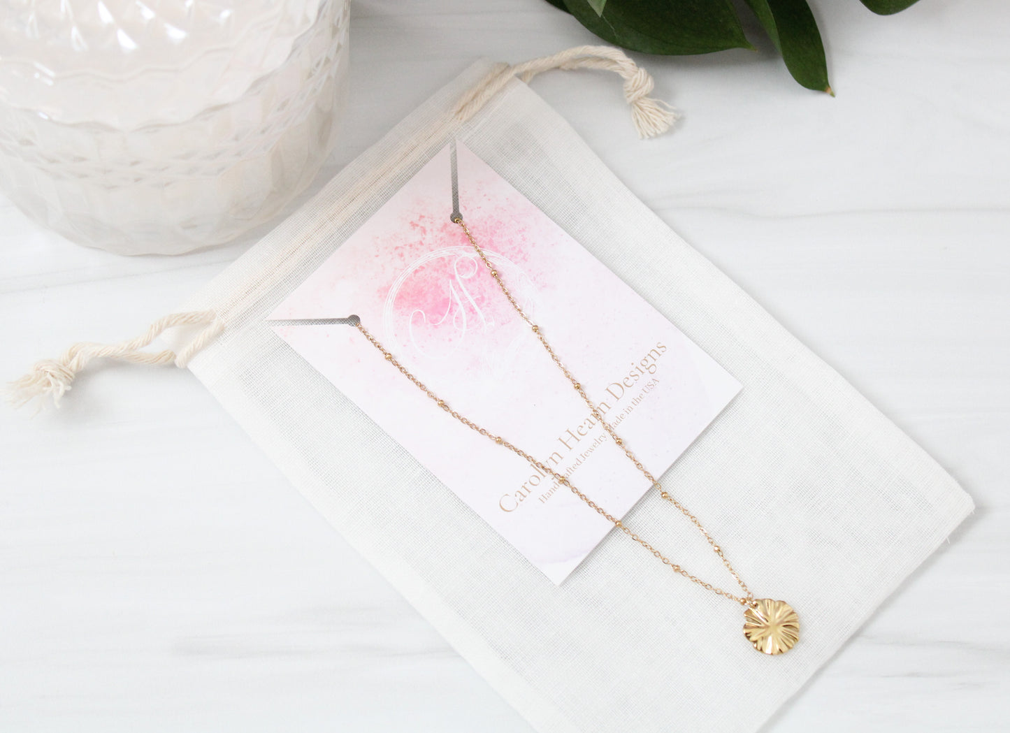 Brilliant Necklace in Gold