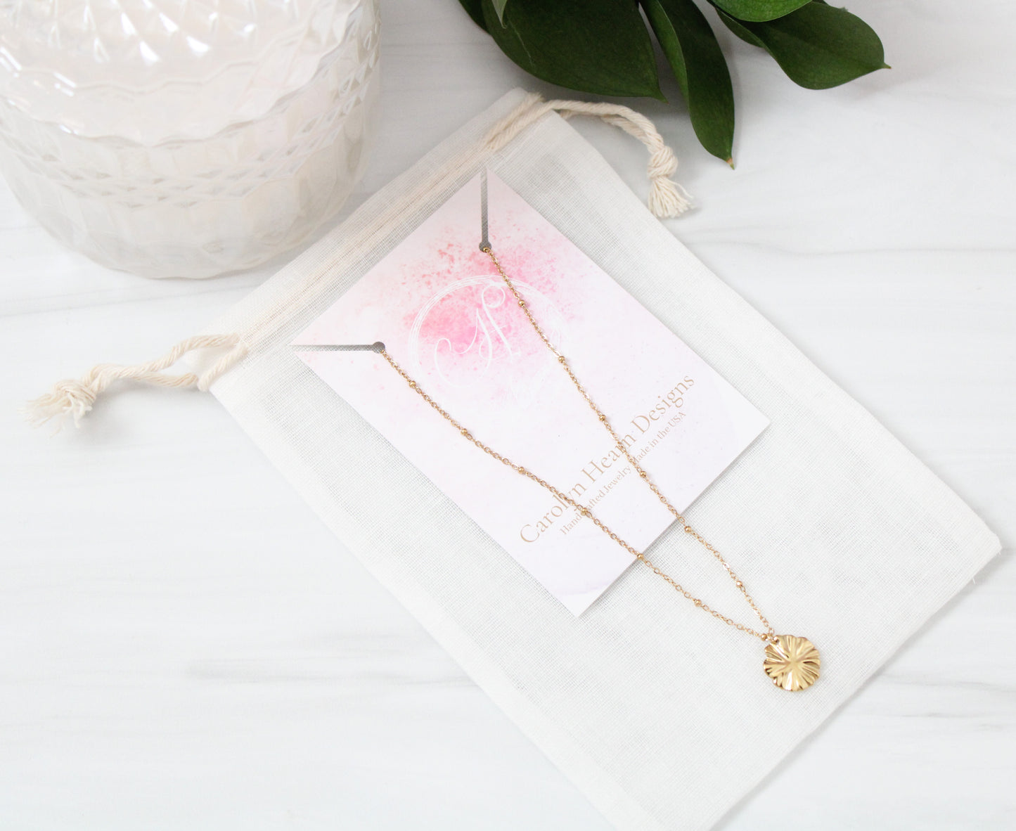 Brilliant Necklace in Gold