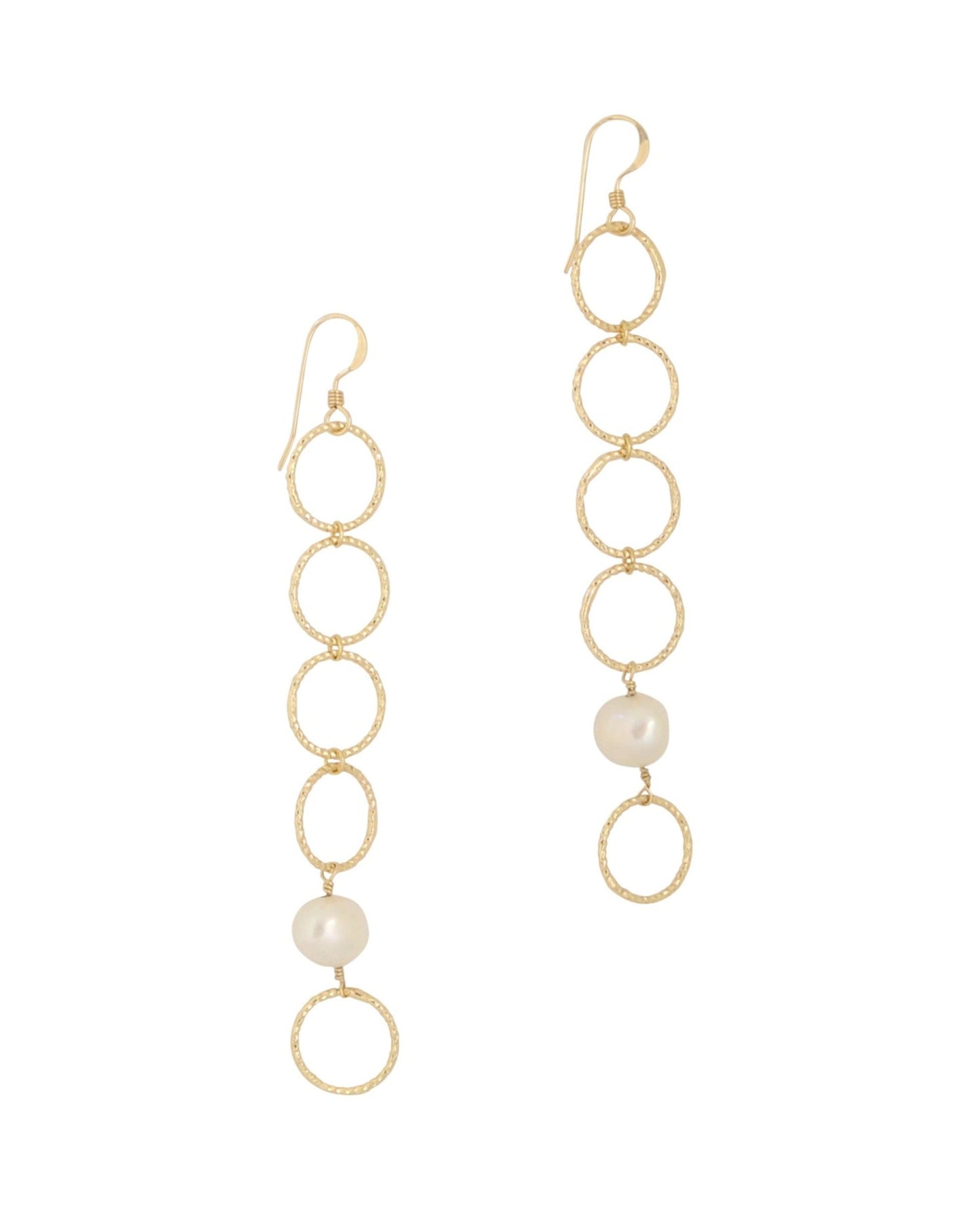 Dreamy Pearl Dangle Earrings