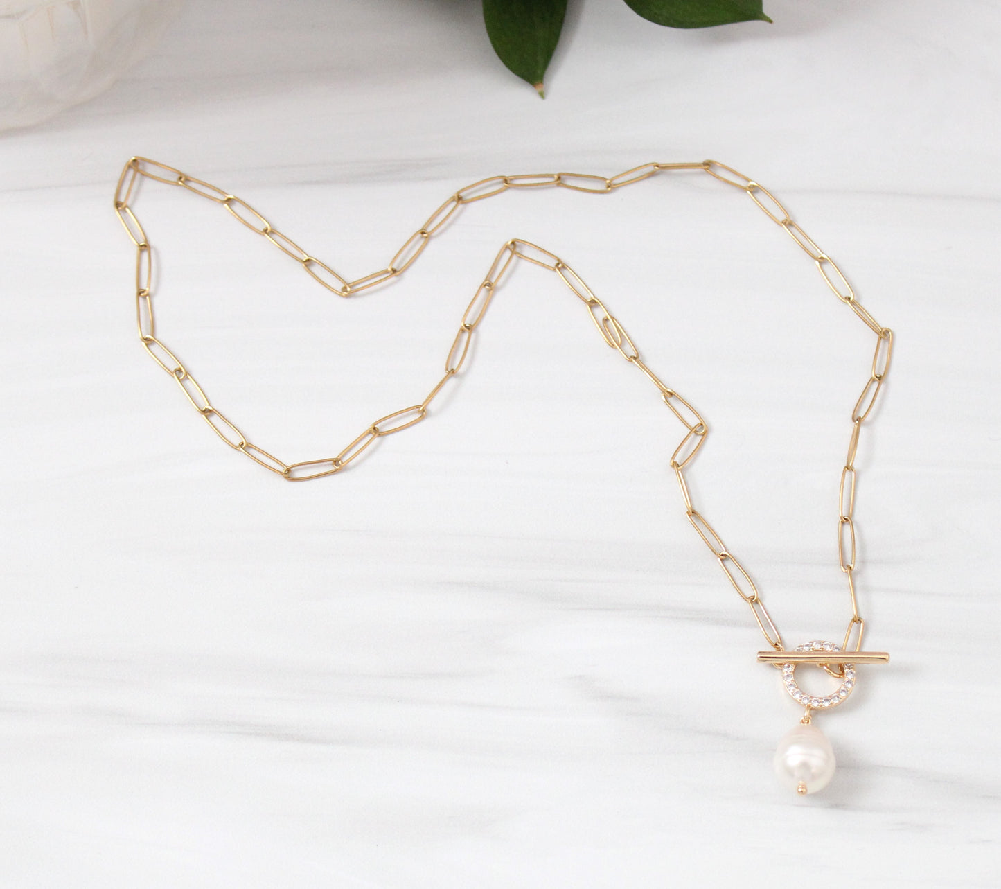Luster Pearl Necklace