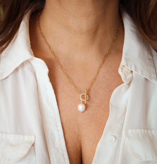 Luster Pearl Necklace