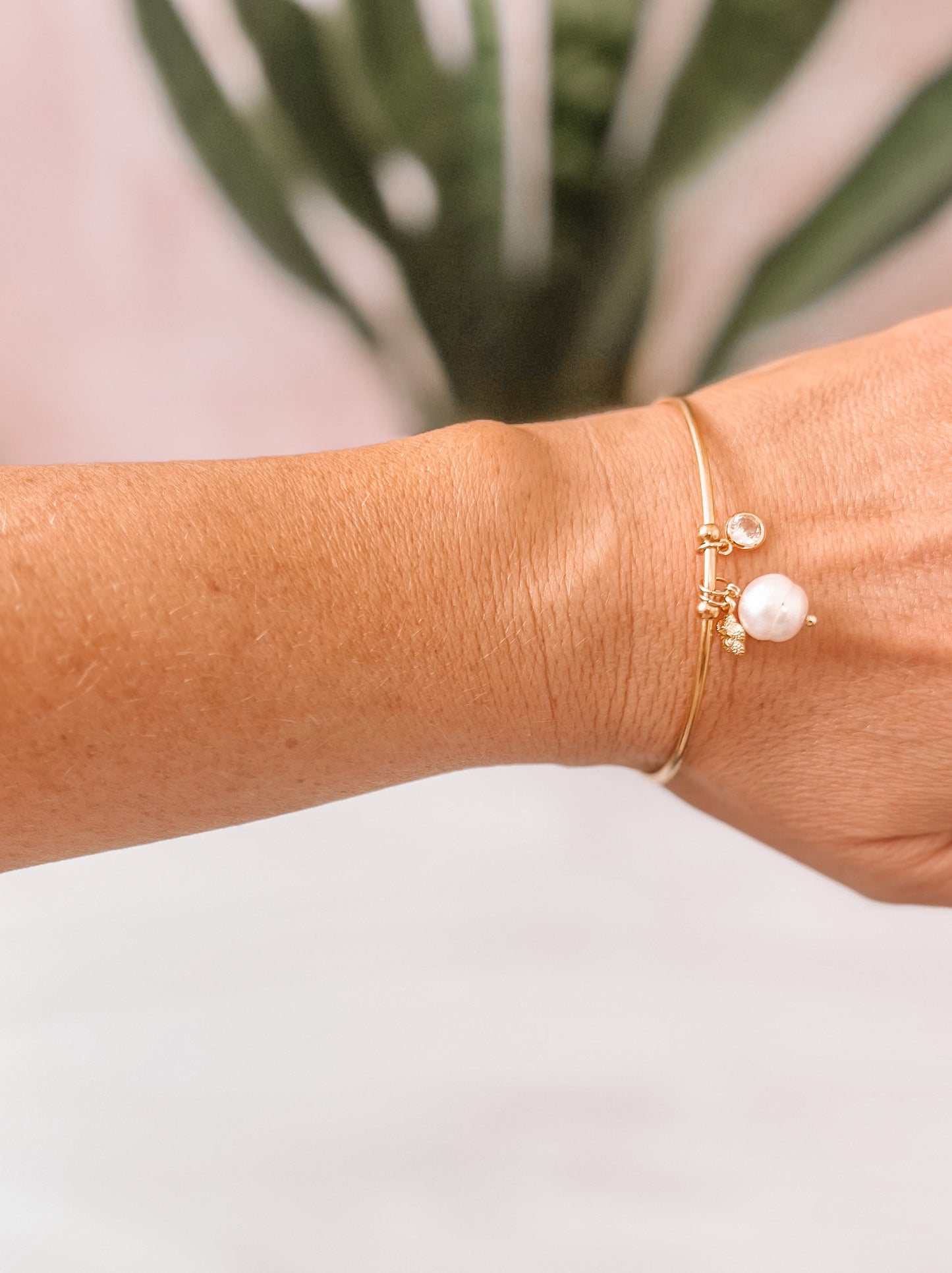 Luster Pearl Bracelet