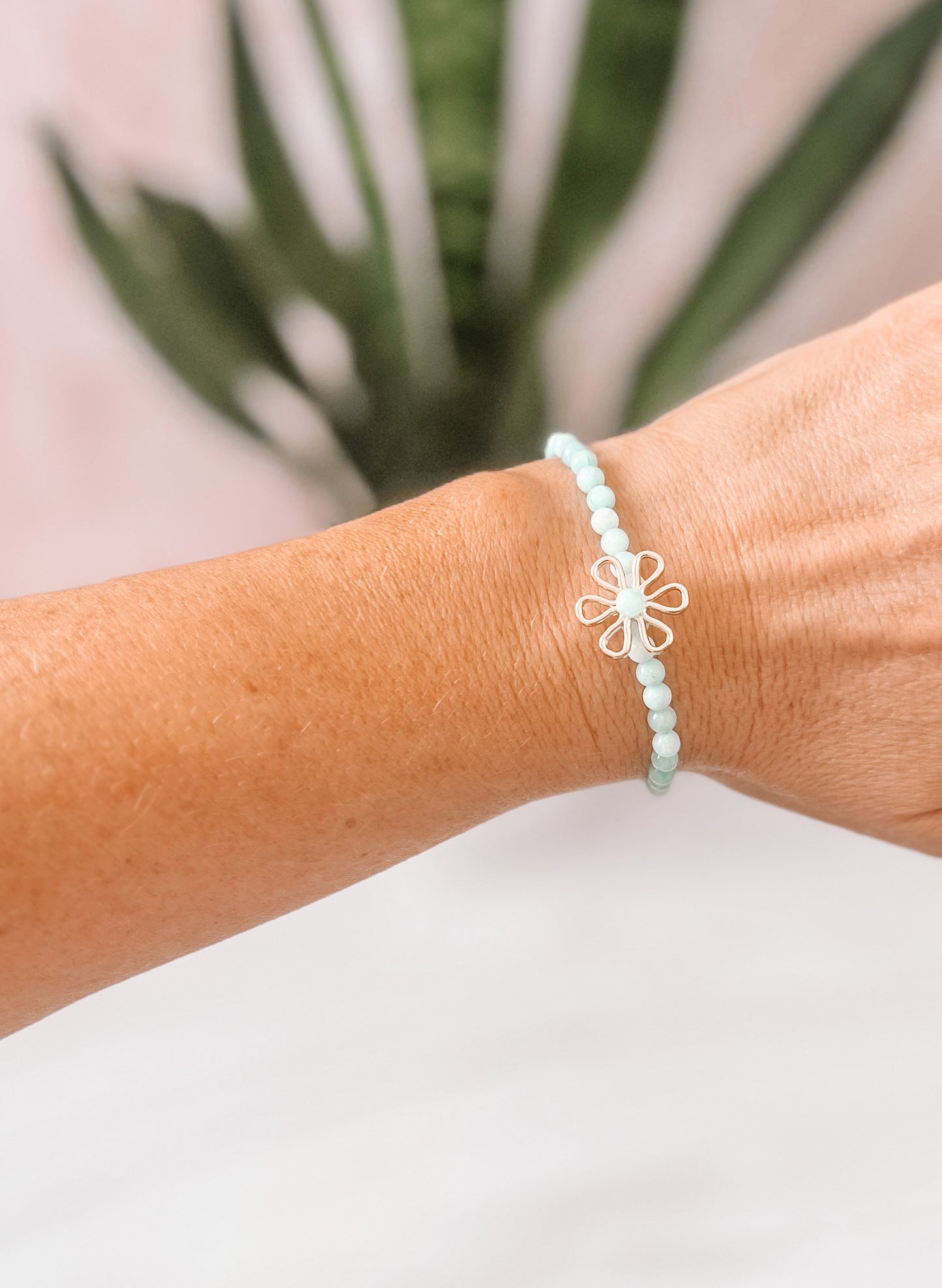 Tranquil Beaded Flower Bracelet