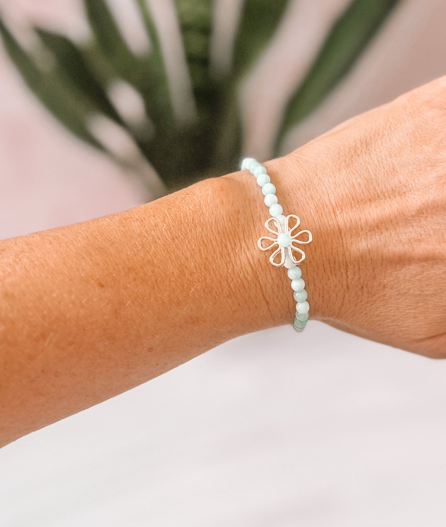 Tranquil Beaded Flower Bracelet