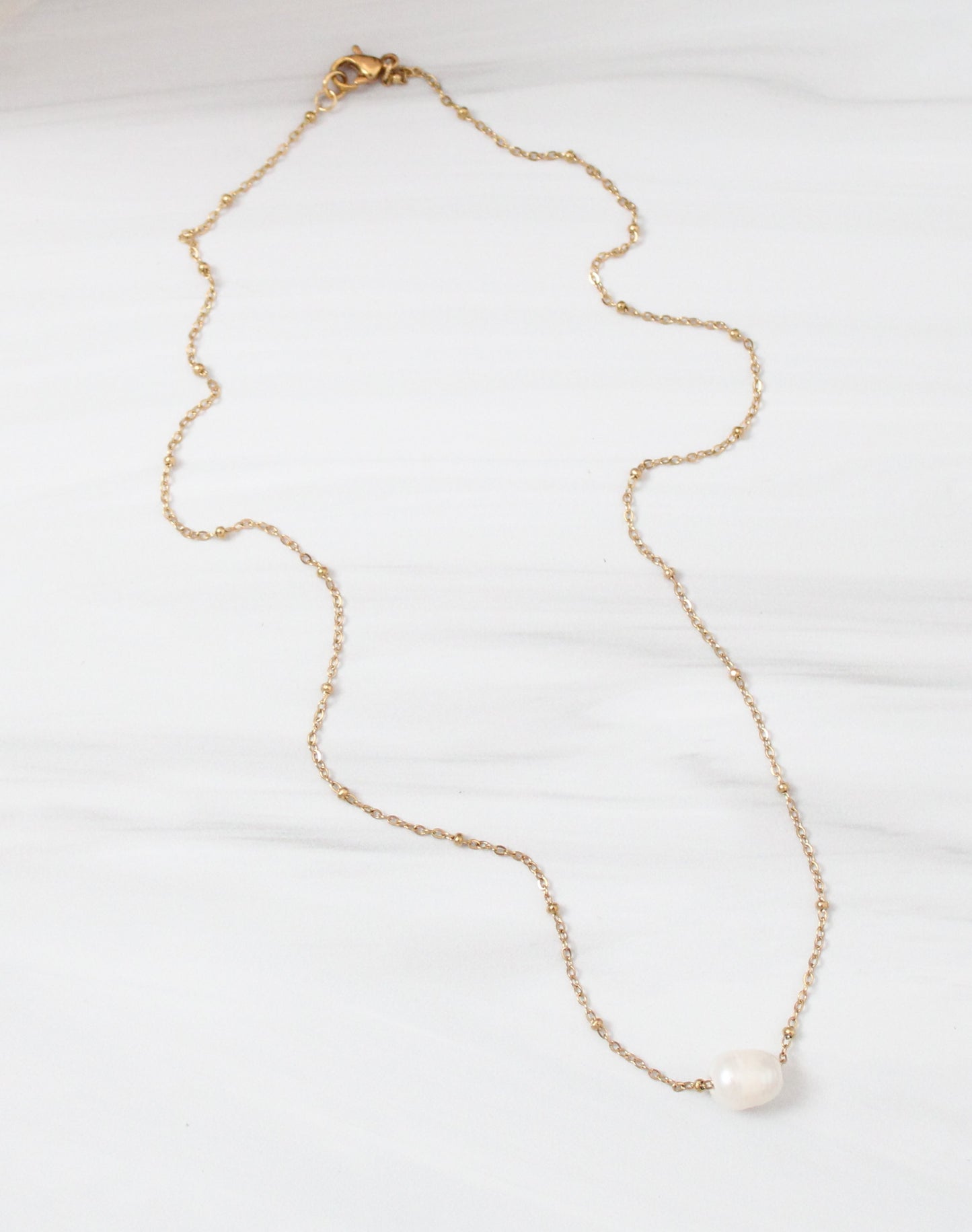Glow Pearl Necklace in Gold